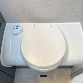 Hymer ML-T 580 4X4 Thetford Toilet