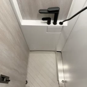 Burstner Signature 7.0 Bathroom Shower Floor