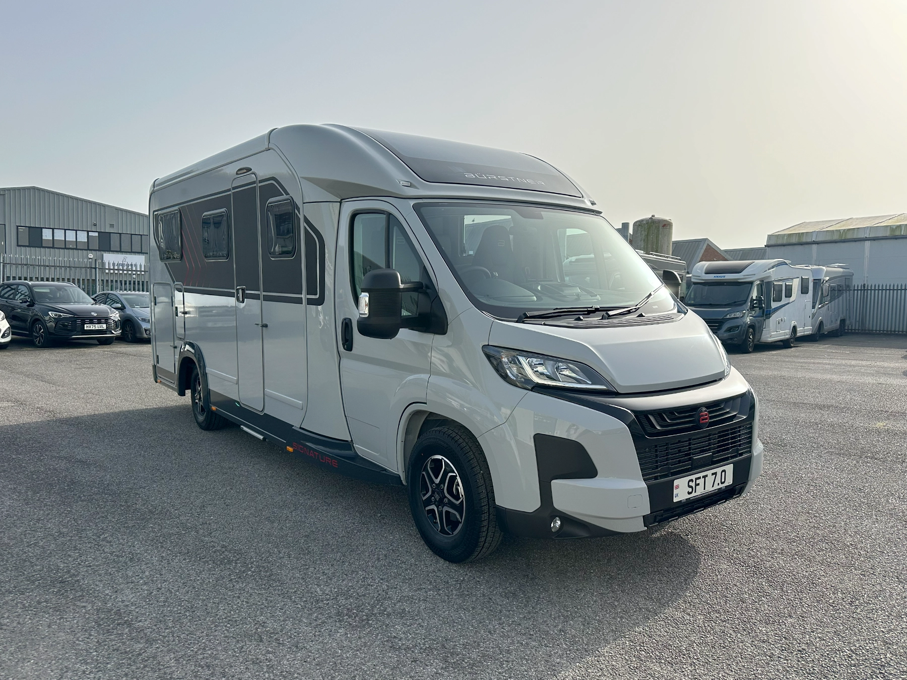 Burstner Signature 7.0 Exterior Front Left