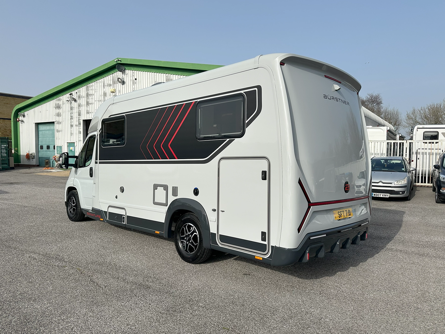 Burstner Signature 7.0 Exterior Rear Right Side