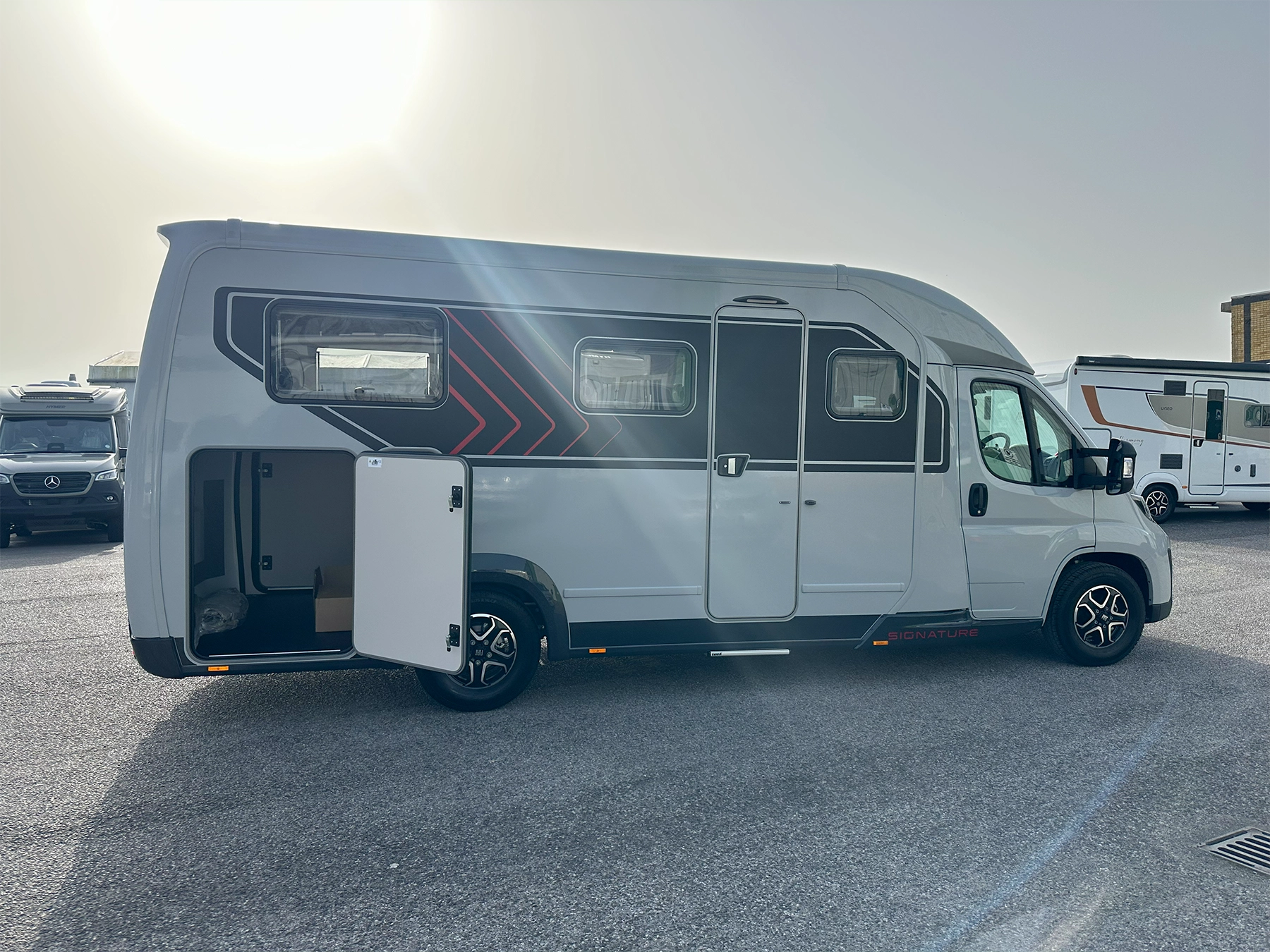 Burstner Signature 7.0 Exterior Right Side Garage