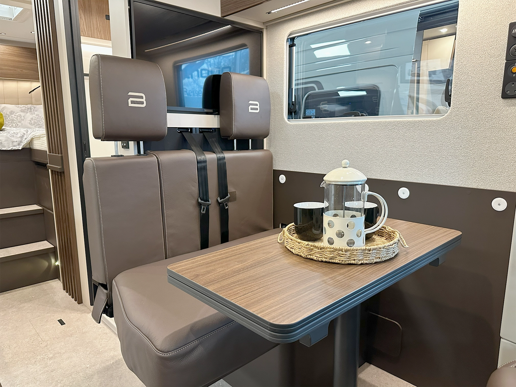 Burstner Signature 7.0 Lounge