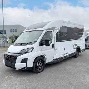 Burstner Signature 7.0 Exterior Front Right Side