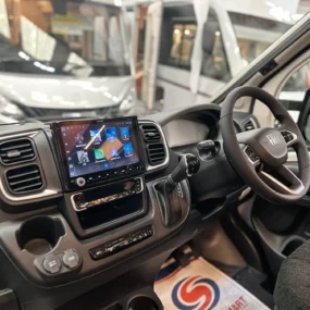 Burstner Signature 7.0 Steering Wheel & Multimedia System