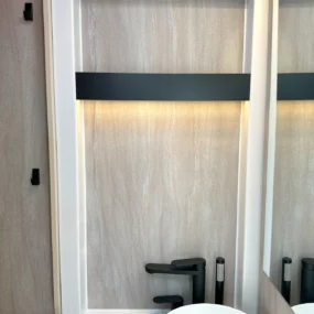 Burstner Signature 7.1 Bathroom Wall