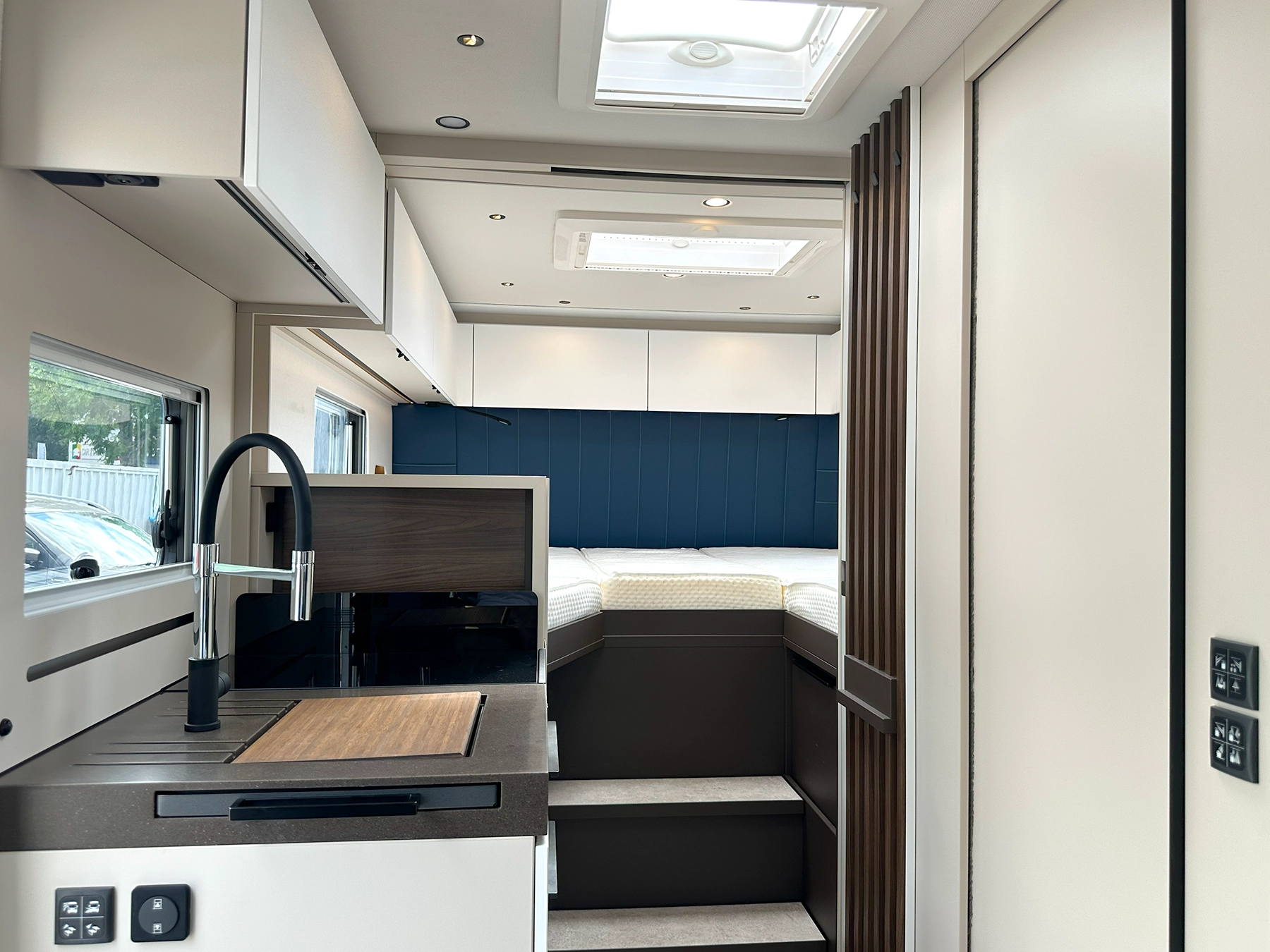 Burstner Signature 7.1 Extendable Drawer Down