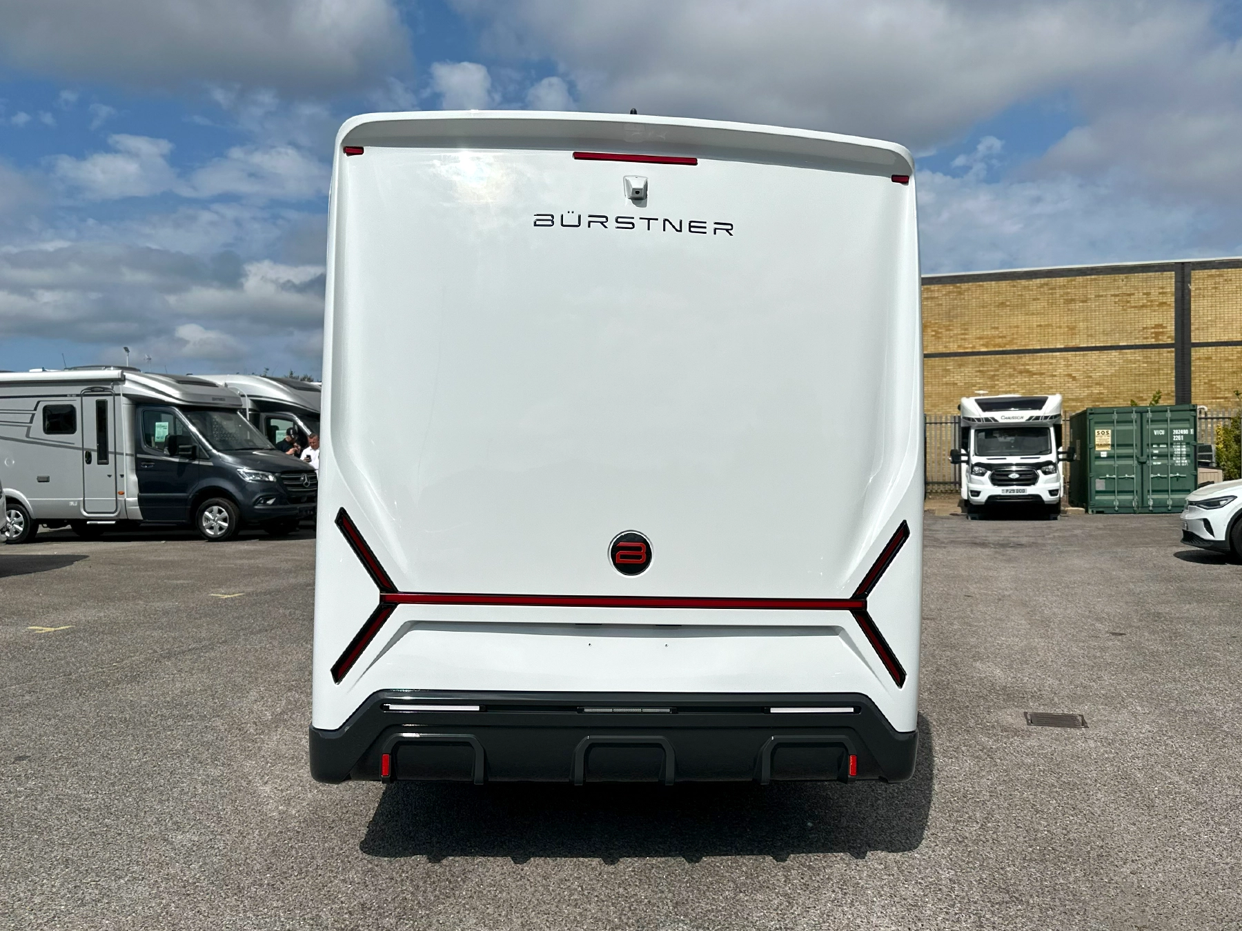 Burstner Signature 7.1 Exterior Rear