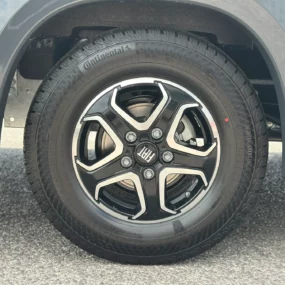 Burstner Signature 7.1 Exterior Tyres