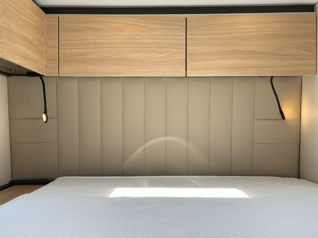 Burstner Signature 7.4 Headboard