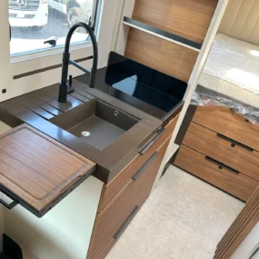 Burstner Signature 7.5 Kitchen