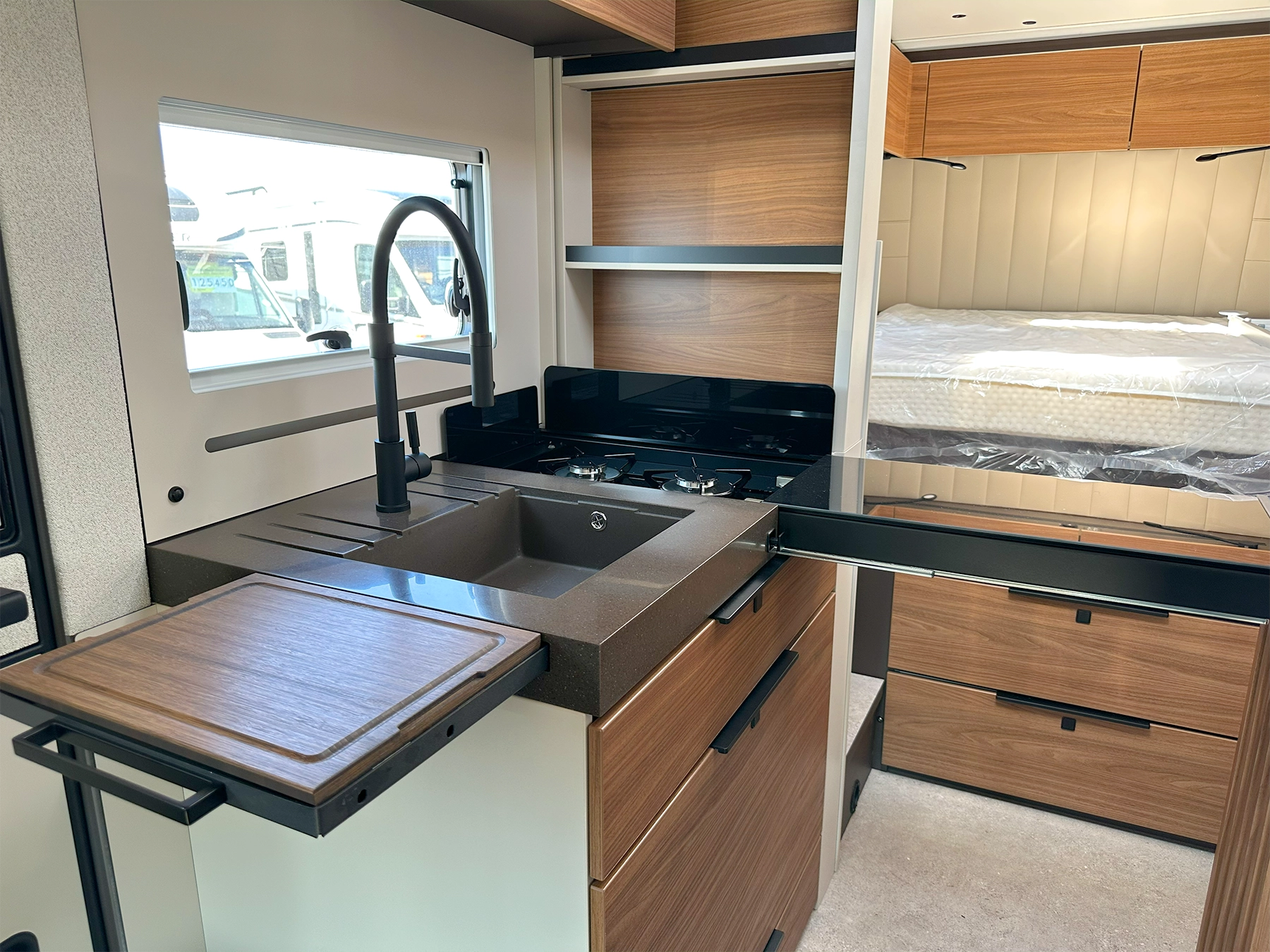 Burstner Signature 7.5 Kitchen Worktop Extended