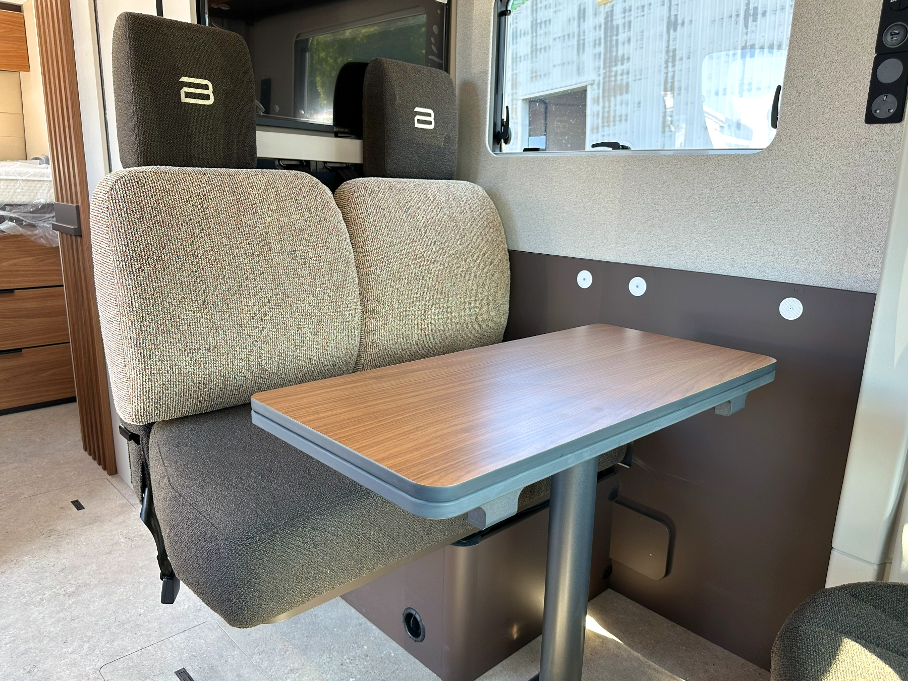Burstner Signature 7.5 Travel Seat