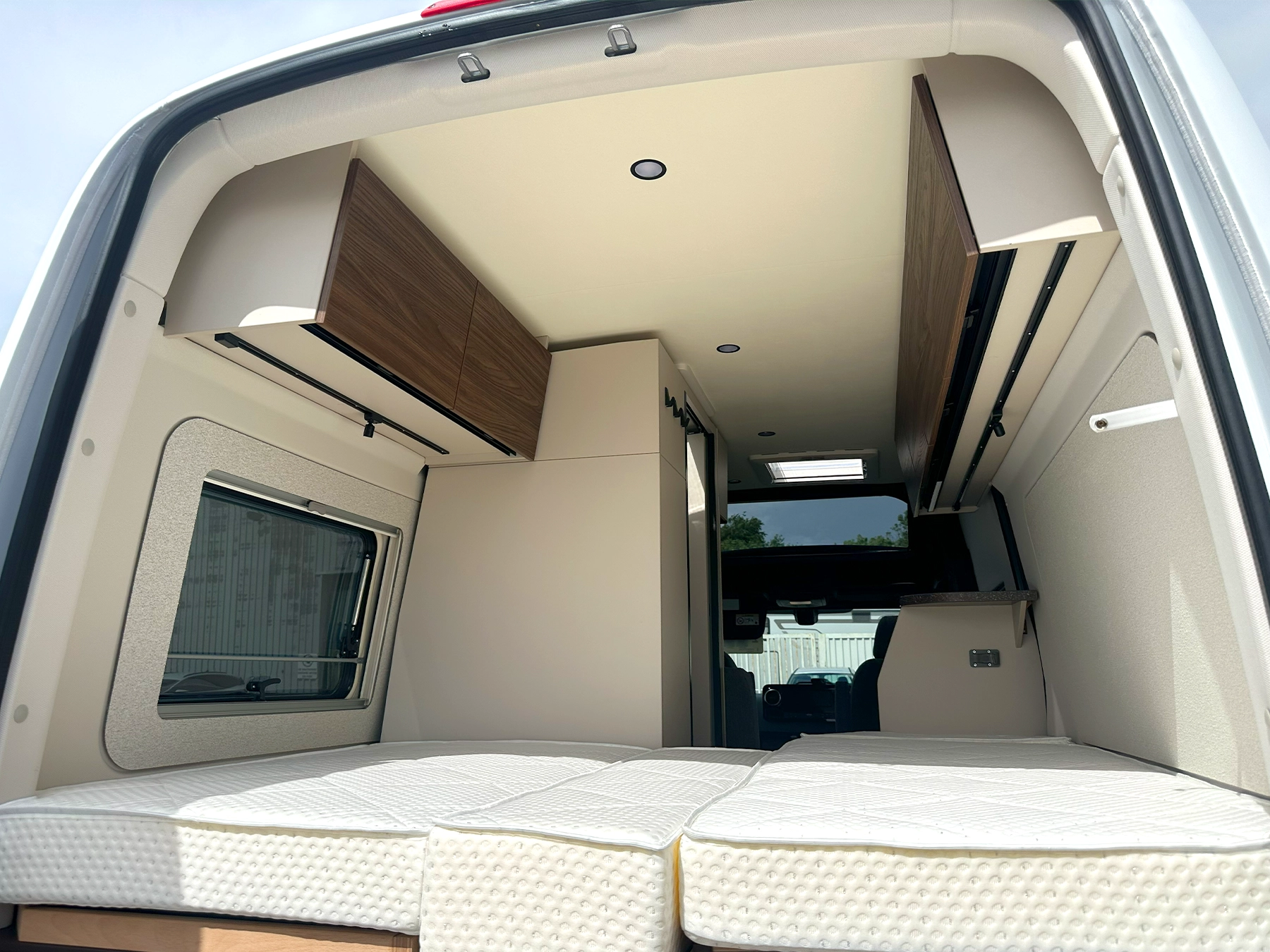 Burstner Habiton Exterior Rear Beds