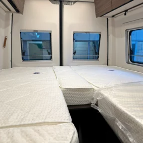 Burstner Habiton 4x4 Twin Single Rear Beds