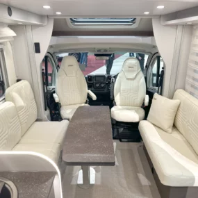 Burstner B66 TD 594 Motorhome FO400594 - NEC Show Lounge