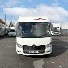 Carthago C-Line I 4.9 Front