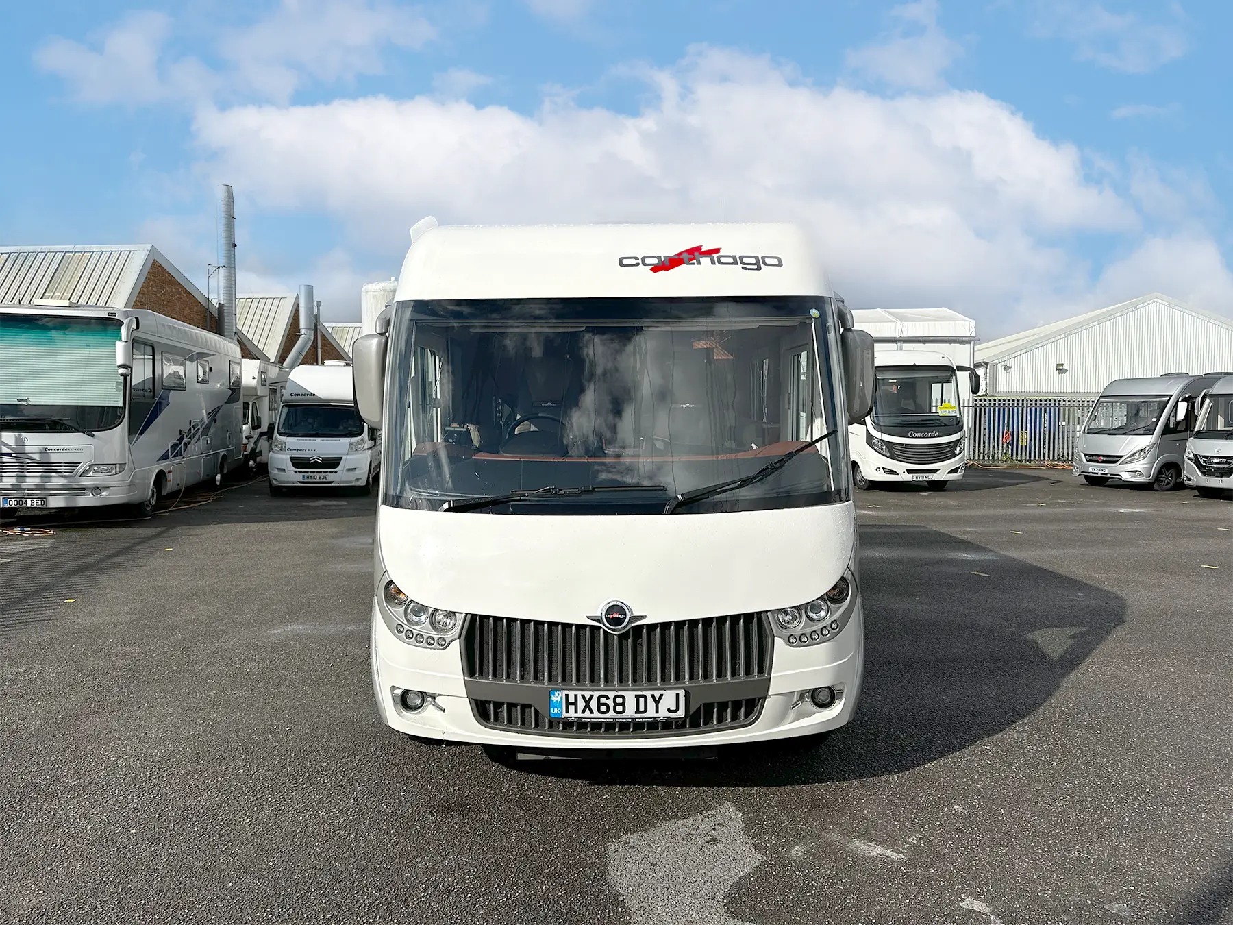 Carthago C-Line I 4.9 Front