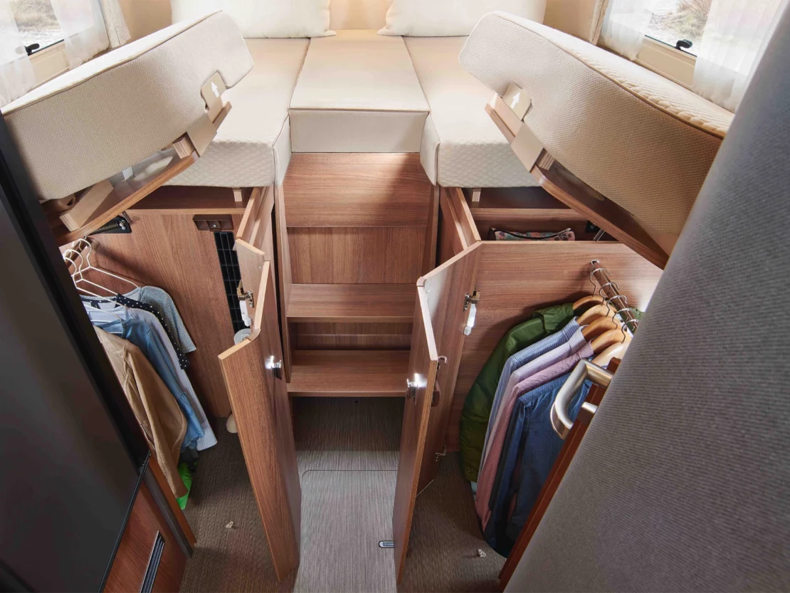 Carthago C2 Tourer I 141 KB LE Motorhome FO900030 - Bedroom Wardrobes