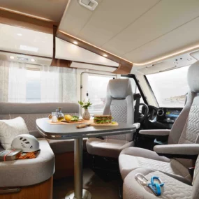Carthago C2 Tourer I 141 KB LE Motorhome FO900030 - Lounge Lifestyle