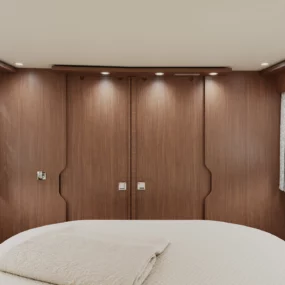 Carthago Chic C-line I 50 QB L Motorhome FO900090 - Bedroom Doors