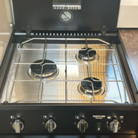 Burstner B66 690 TD Three Gas Hob Burner