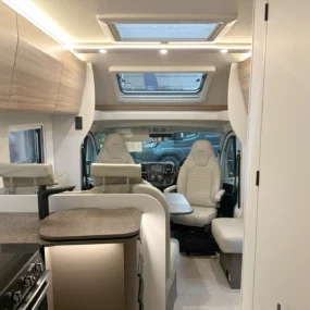 Burstner B66 690 TD Interior