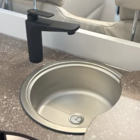 Burstner B66 690 TD Kitchen Sink