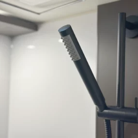 Burstner B66 690 TD Shower Head