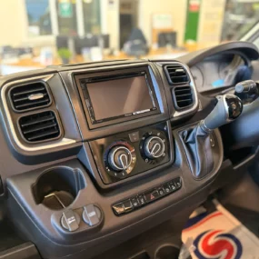 11284 Burstner B66 644 TD Head Unit