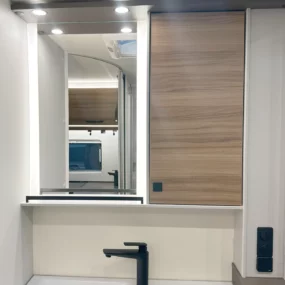 Burstner B66 684 TD Bathroom Cabinet