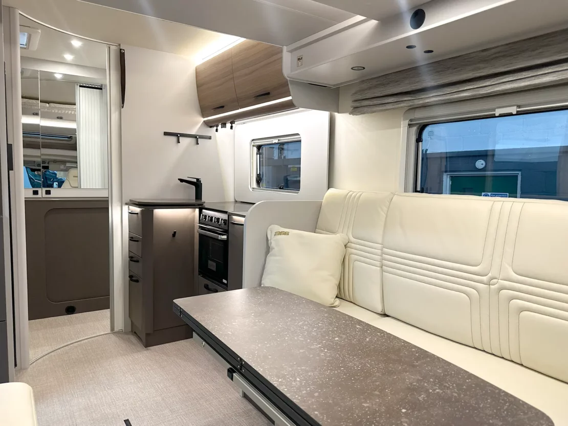 Burstner B66 684 TD Interior