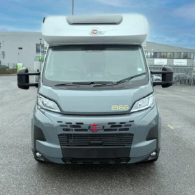 Burstner B66 644 TD Motorhome 11283 - Exterior Front