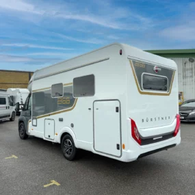 Burstner B66 644 TD Motorhome 11283 - Exterior Rear Left
