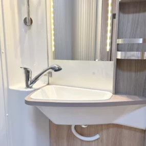 Knaus MH Sun TI 650 Bathroom Sink