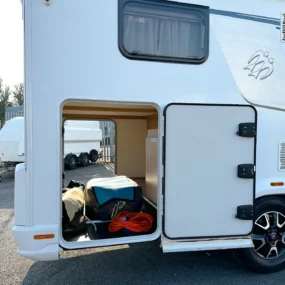 Knaus Sky Ti 650 Exterior Garage