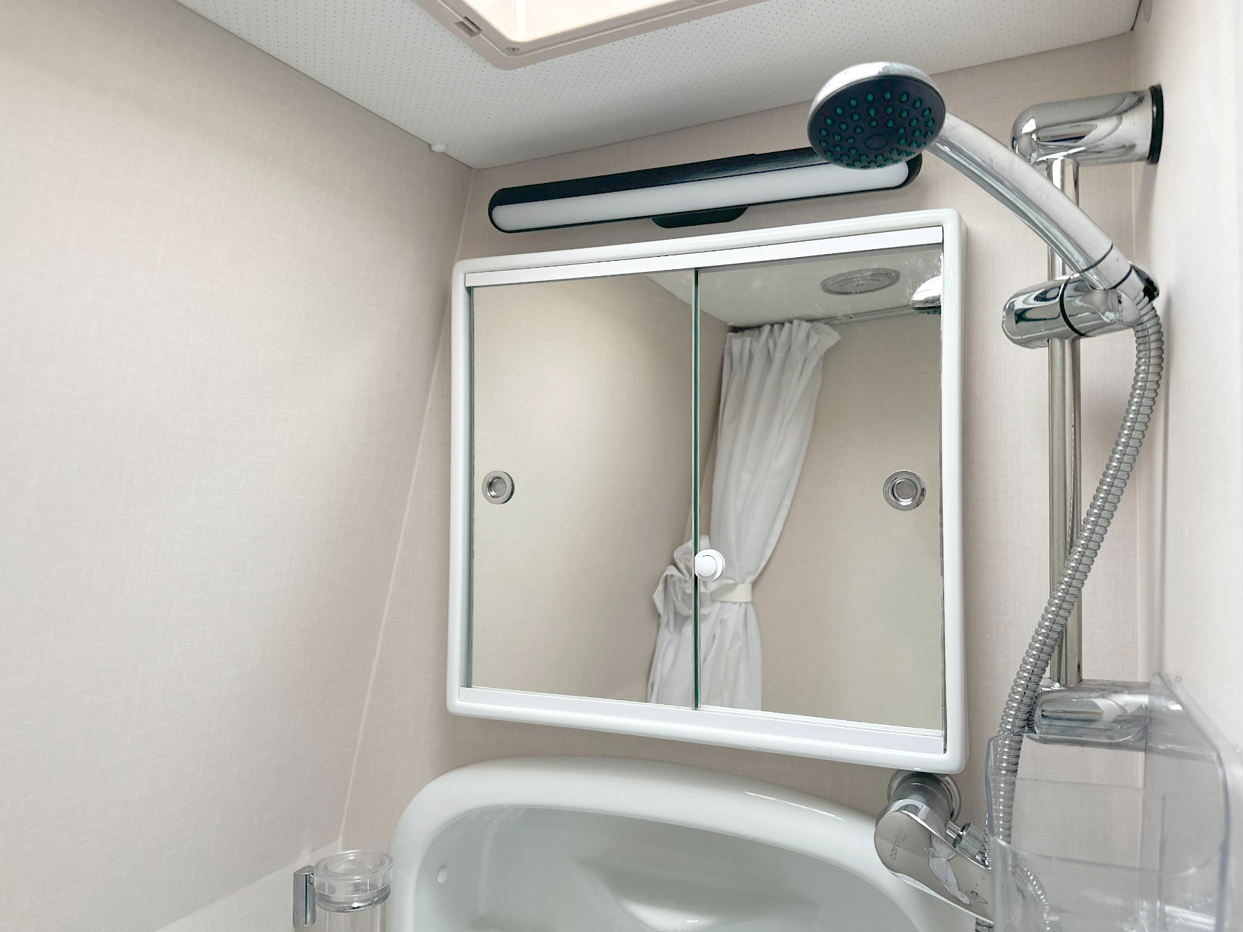 Auto-Sleeper Warwick Duo Bathroom Cupboard & Shower