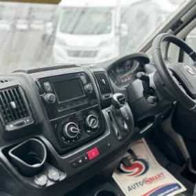 Auto-Sleeper Warwick Duo Head Unit & Steering Wheel