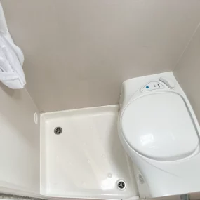 Auto-Sleeper Warwick Rear Bed bathroom