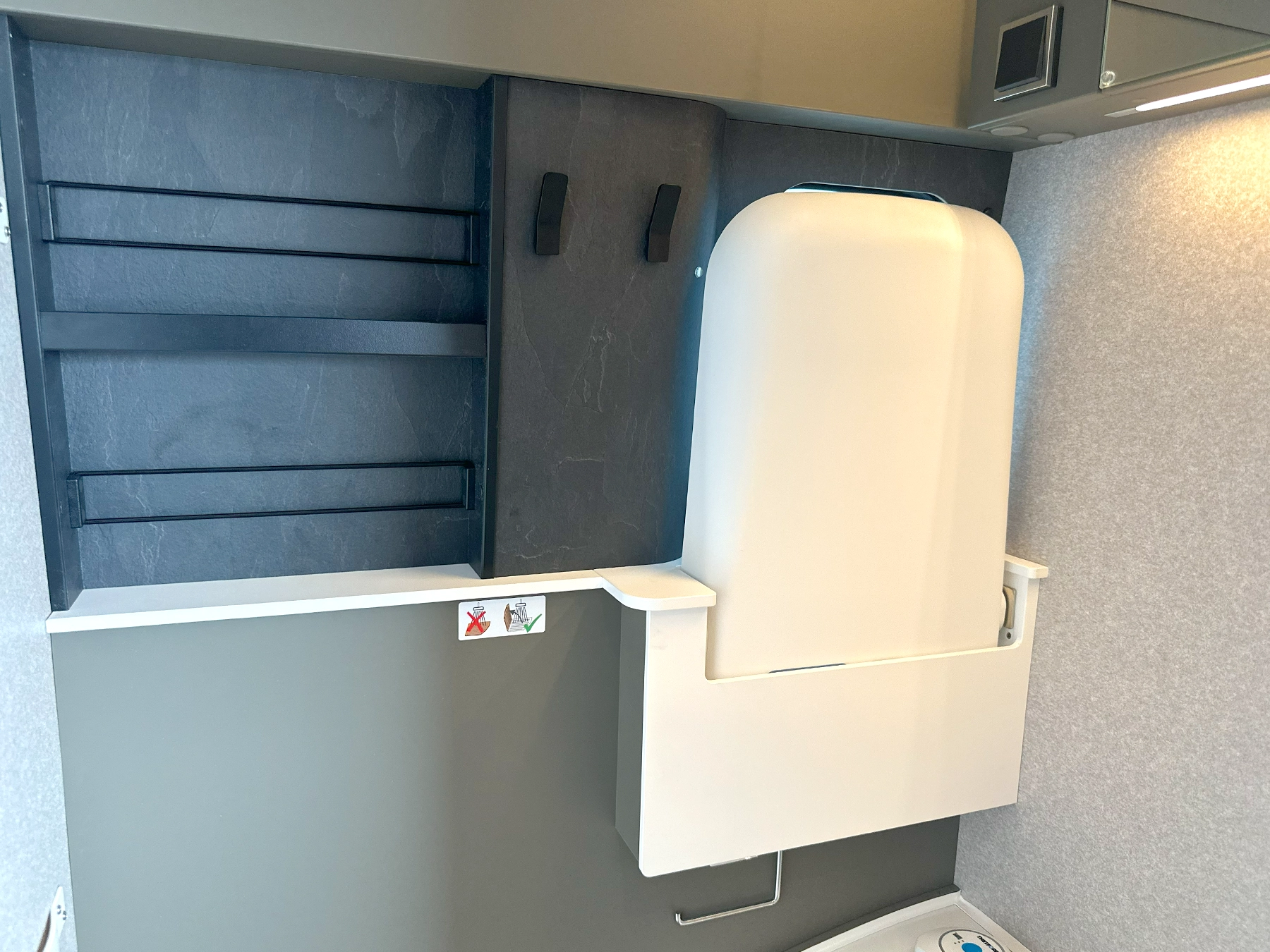 Hymer Grand Canyon S Xperience Pop Top Bathroom