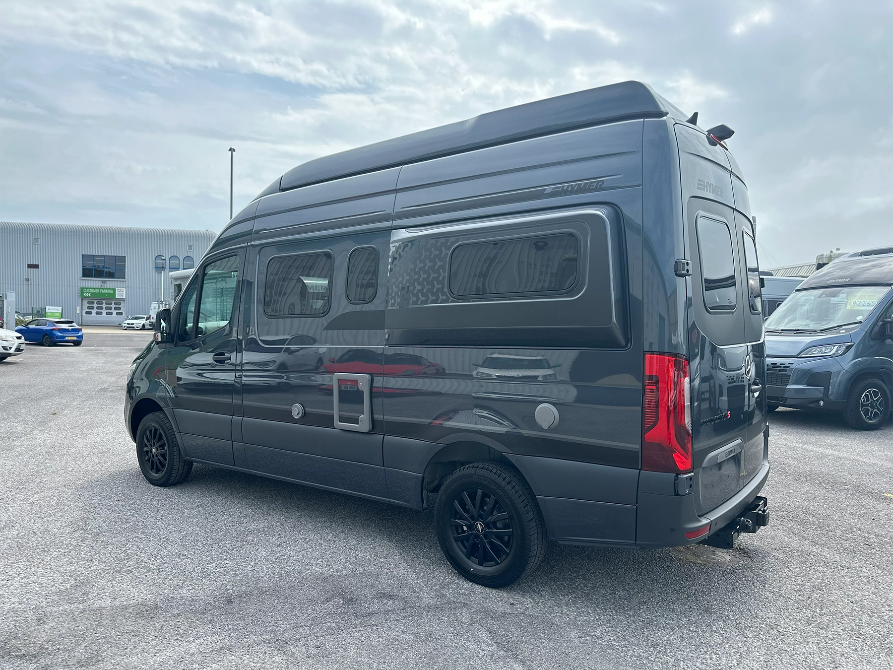 Hymer Grand Canyon S Xperience Pop Top Exterior Rear Right Side