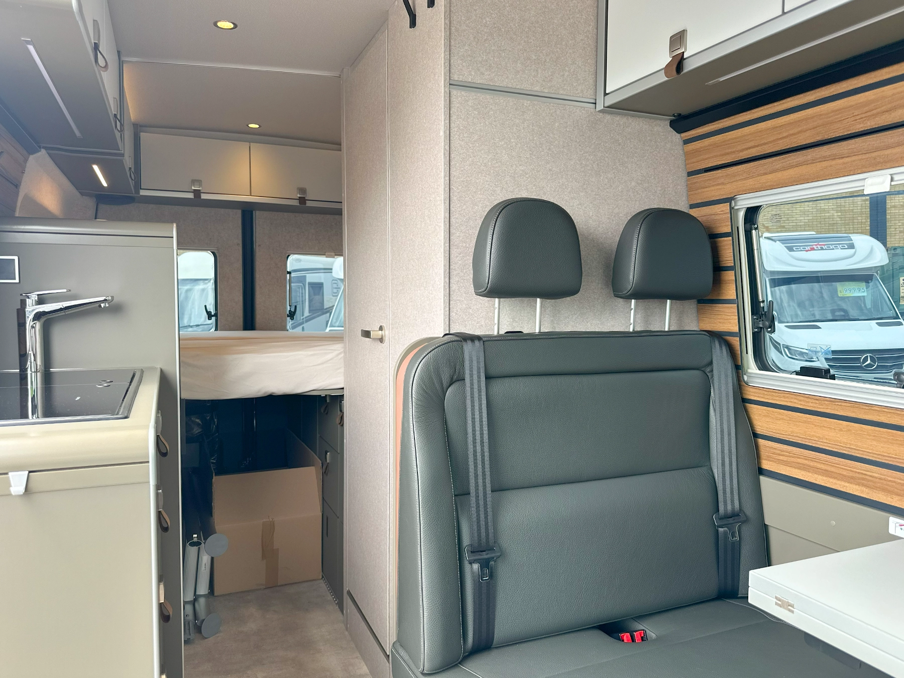 Hymer Grand Canyon S Xperience Pop Top Interior