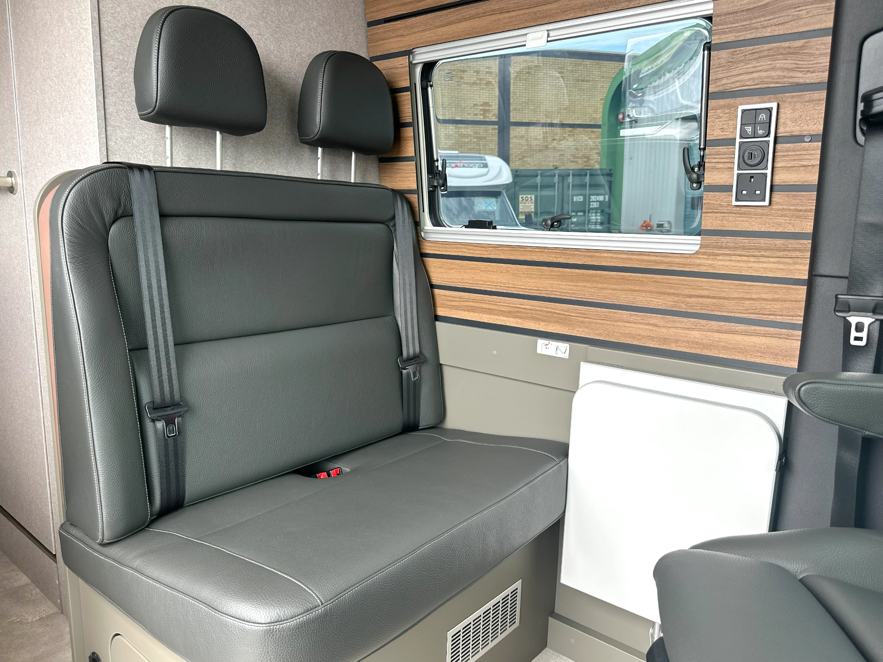 Hymer Grand Canyon S Xperience Pop Top Lounge Bench Seat