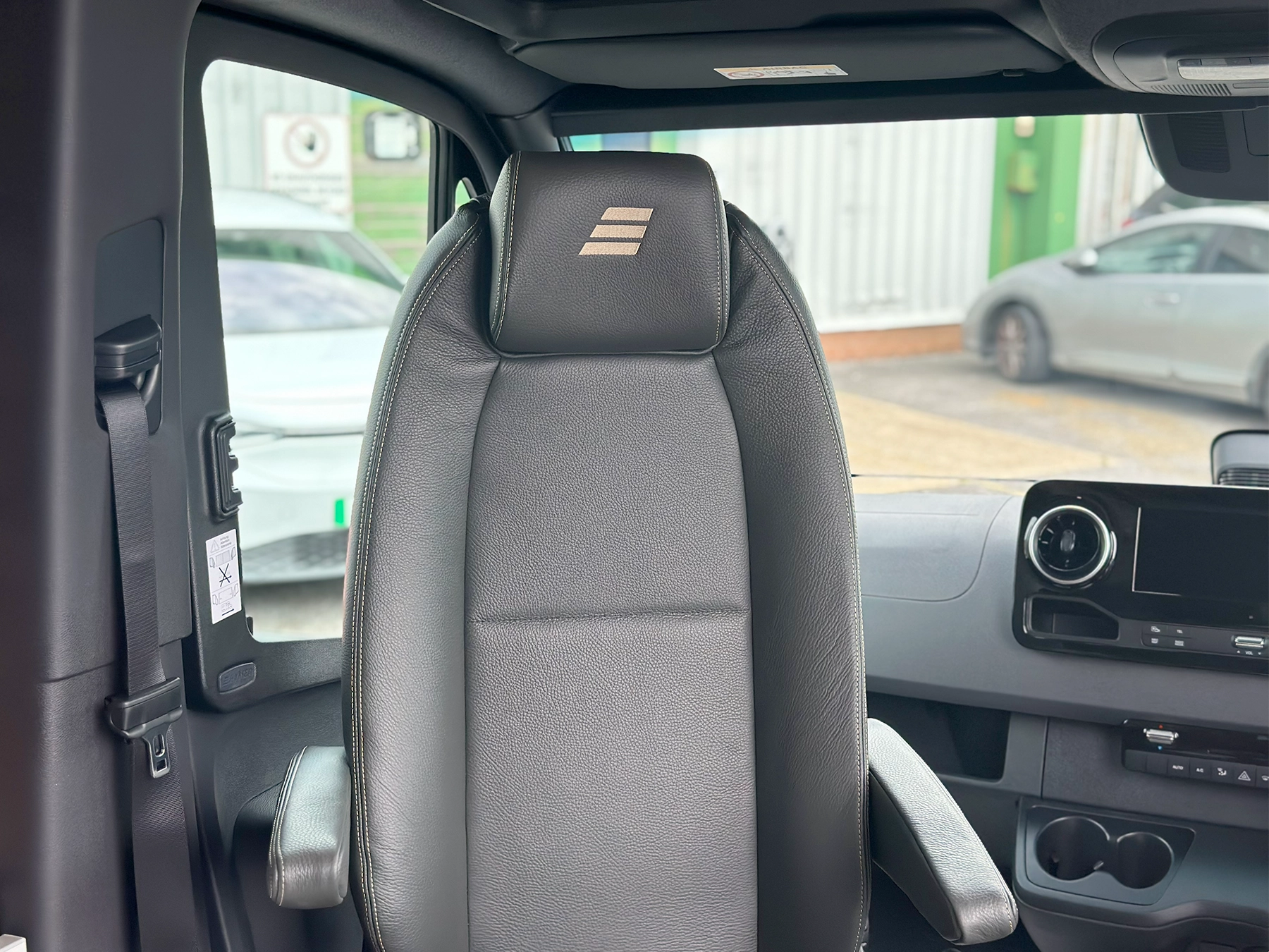 Hymer Grand Canyon S Xperience Pop Top Passenger Seat