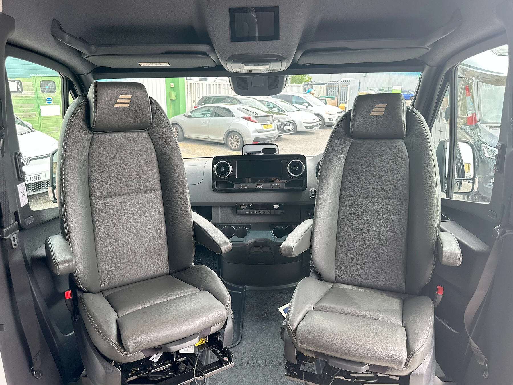 Hymer Grand Canyon S Xperience Pop Top Swivel Cab Seats