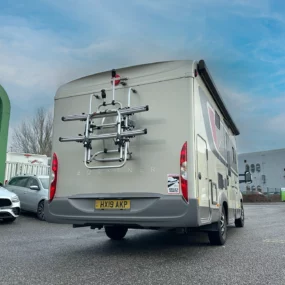 Burstner Ixeo T 680 G Exterior Rear Right Side