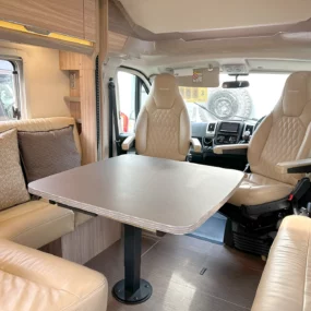 Burstner Ixeo T 680 G Lounge