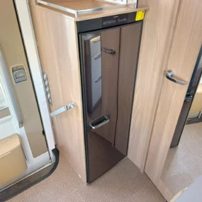 Burstner Lyseo TD 727 G Harmony Line Dometic Fridge Freezer