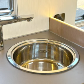 Burstner Lyseo TD 727 G Harmony Line Kitchen Sink