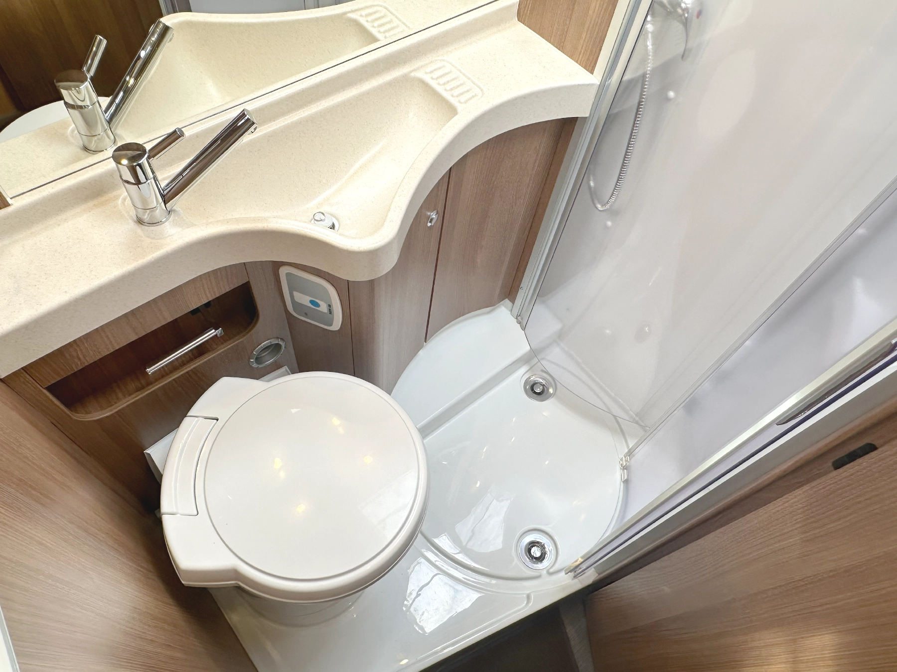 Carthago Compactline Bathroom