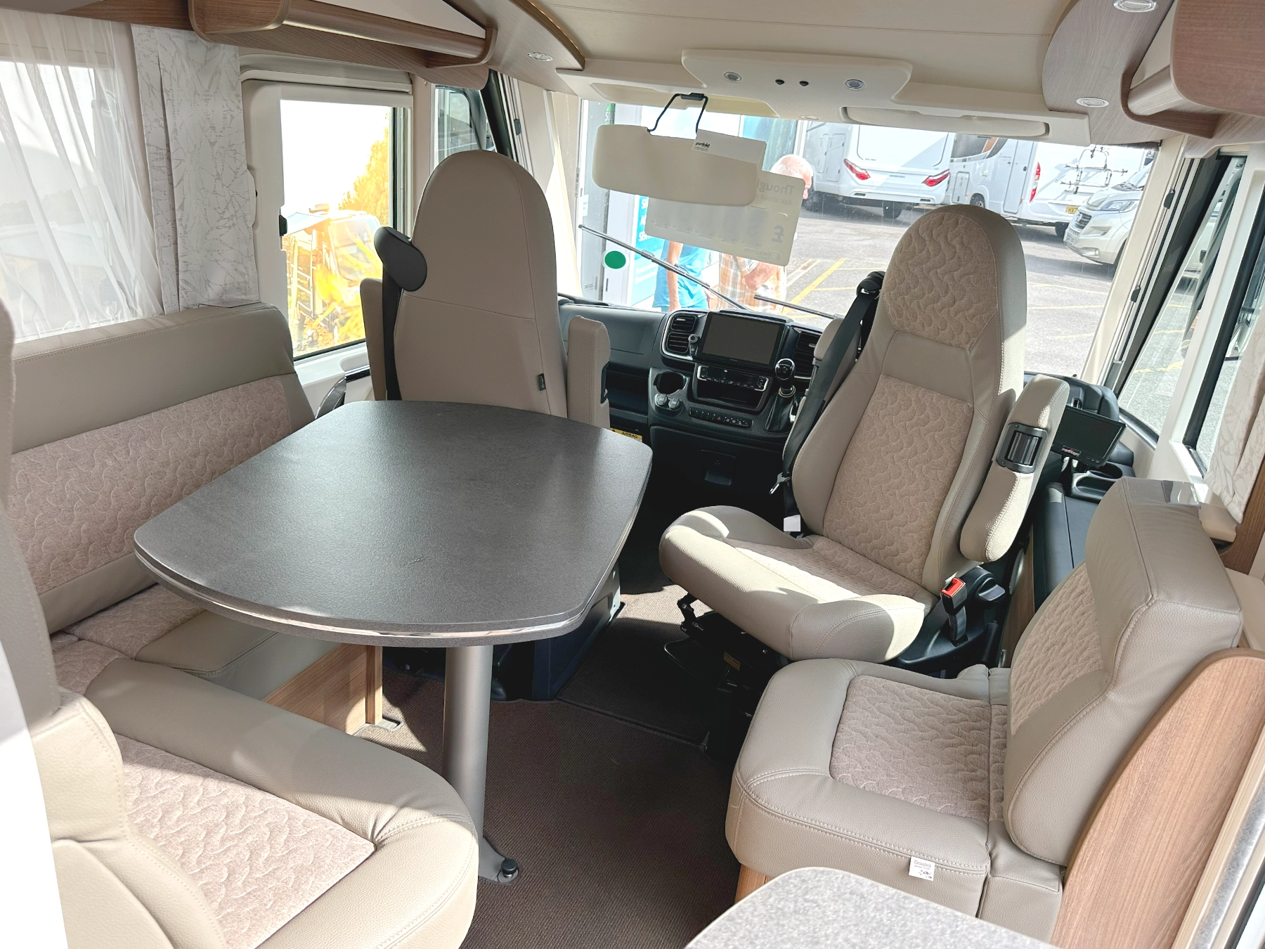 Carthago Compactline Lounge Area